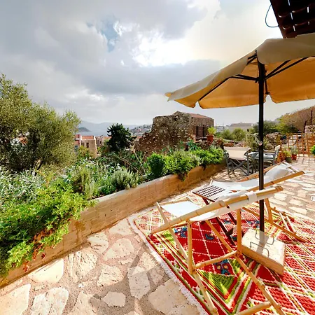 Blue Horizon Kastellorizo * ماغيستي