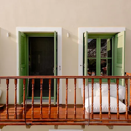 Blue Horizon Kastellorizo بيت للعطل ماغيستي